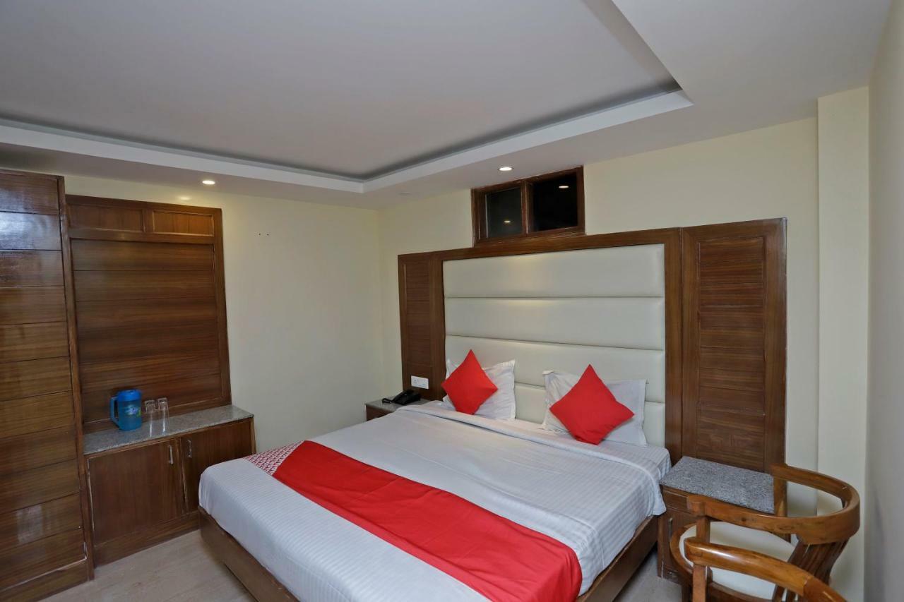 Oyo 39066 Hotel Star View Mussoorie Εξωτερικό φωτογραφία